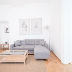 heymi-apartments-stadtpark.vienna-besthotels.com/